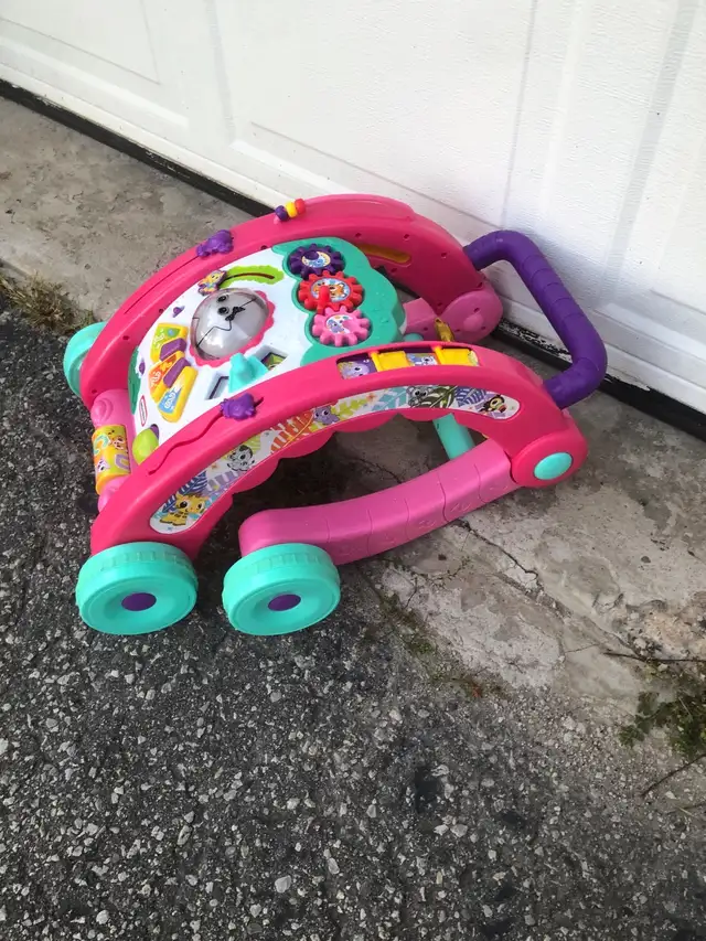Little Tikes Activity Walker in Toys in City of Toronto - Image 5