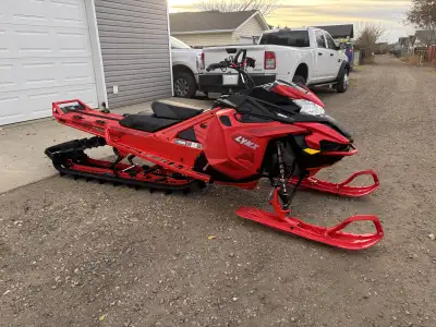 2022 lynx boondocker 4100 850 165 track It’s in great shape always stored in a heated garage Low km...