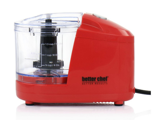 Compact 12 oz. Red Mini Chopper in Processors, Blenders & Juicers in City of Toronto - Image 3