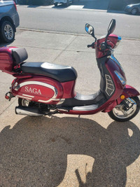 Saga 2015 scooter