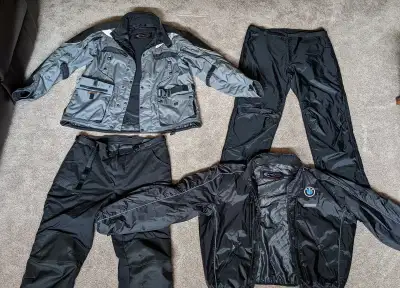 No signs of wear. Armour padding: shoulders, elbows, back, knees Size: - Pants: 40 - Jacket: 3XL (ci...
