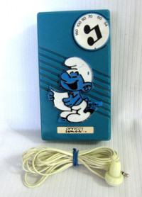 PETIT RADIO TRANSISTOR SCHTROUMPF /SMURF TRANSISTOR RADIO