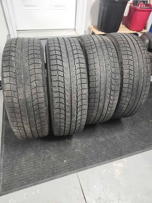 Michelin Latitude X Ice. 235/60/18R in Tires & Rims in Kitchener / Waterloo - Image 2