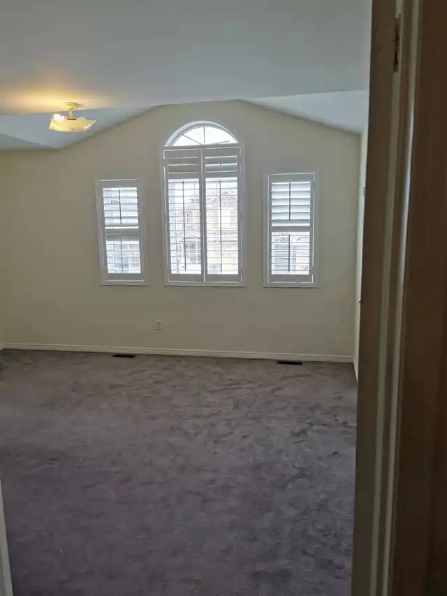 one master room for rent  in Room Rentals & Roommates in Mississauga / Peel Region - Image 3