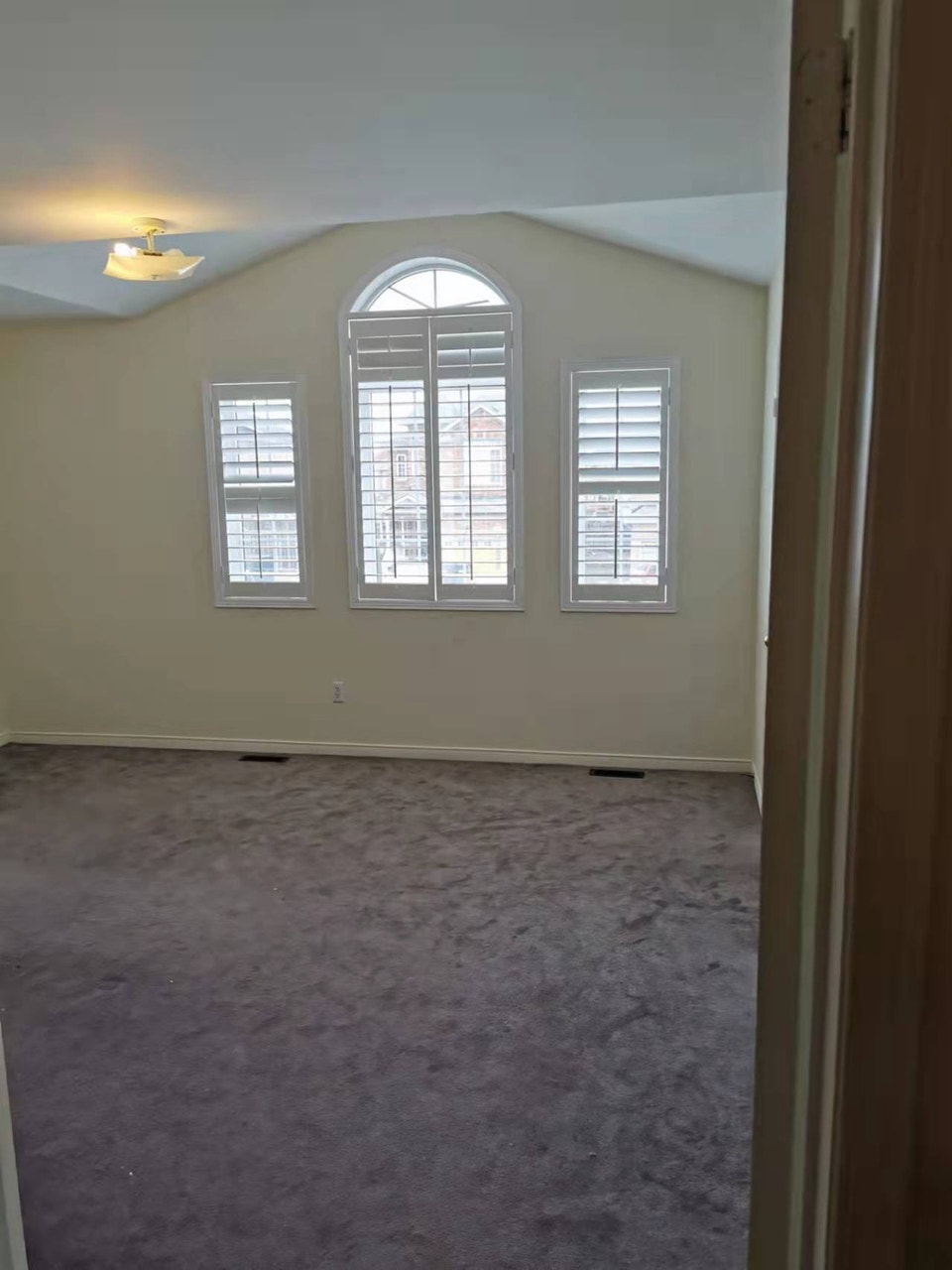 one master room for rent 2