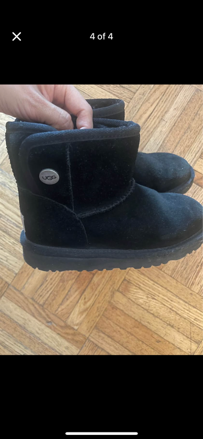 Barley worn size 12 girls Uggs