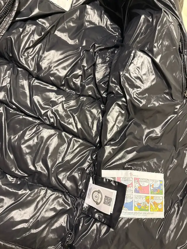 Moncler Maya Down Jacket Men Size: 6 in Men's in Mississauga / Peel Region - Image 7