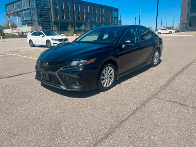 2021 TOYOTA CAMRY SE - JUST ARRIVED - LOW KMS!