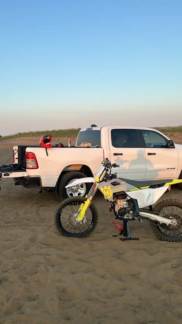 Husqvarna FC 450 2024 in Dirt Bikes & Motocross in Saskatoon - Image 2