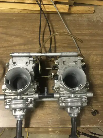 IQR hood and side panels. Recoil for XCR/Ultra triple. Recoil for small block twin. 6.3" idlers. Cha...