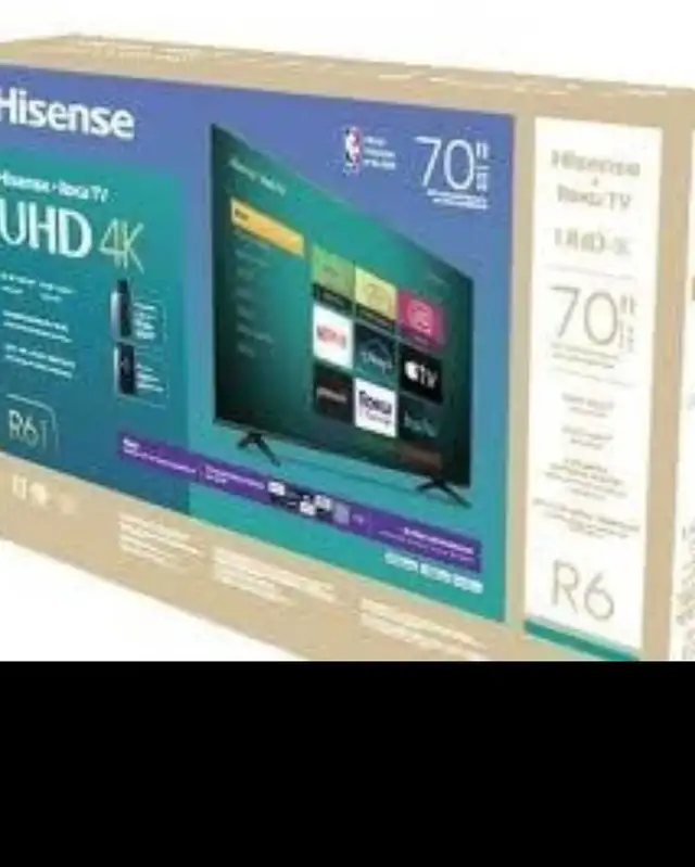 Hisense 70" 4K UHD Roku TV in TVs in City of Montréal - Image 2