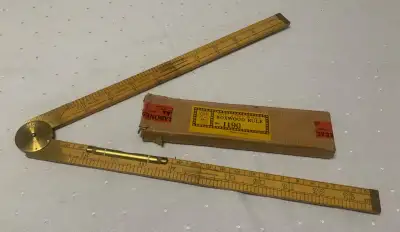 Règle à mesurer avec niveau (Vintage Boxwood Rule), View more