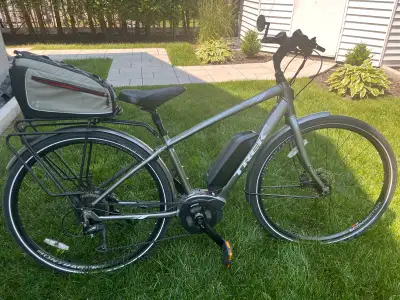 Vélo TREK à assistance électrique, View more
