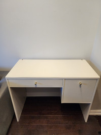 Selling White Ikea Desk with 2 Drawers