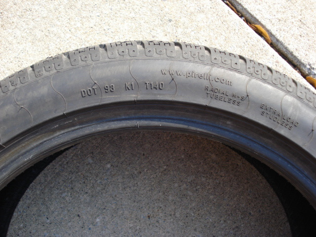 PIRELLI WINTER SOTTOZERO™ SERIE II 225/45R18 X 4 Used 3 seasons in Tires & Rims in St. Catharines - Image 3