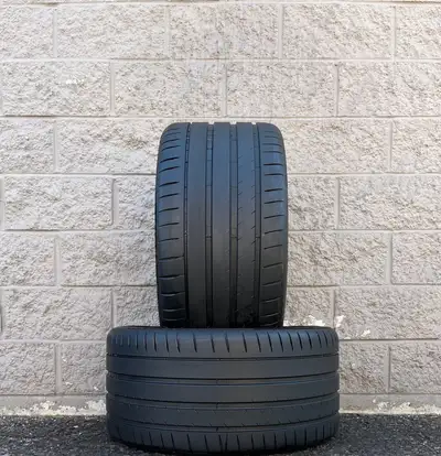 Michelin Pilot Sport 4S Summer Tires. 2x 325 30 21 (98%). Fits: BMW X5 / X6 / X5M / X6M, Porsche 911...