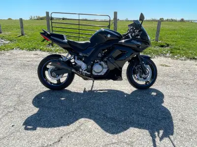 2013 SV650Abs fully faired 33000km Upgrade front and rear suspension Elka fully adjustable rear shoc...
