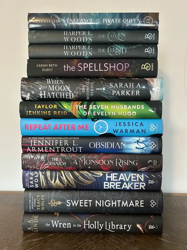 Brand New Special Edition Spray Edge Fiction Bestseller Books in Fiction in Oshawa / Durham Region - Image 3