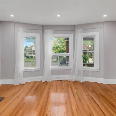 STUDENT RENTAL - 4 BED 1 BATH - AVAILABLE NOW