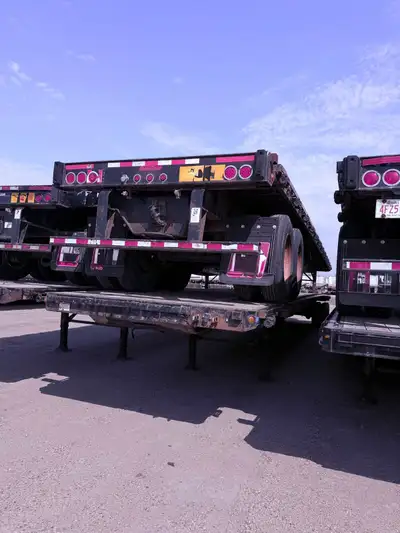 Used 2014 lead 2016 pup super b trailers for sale. For 20k for the set Also have 2014 and 2012 leads...