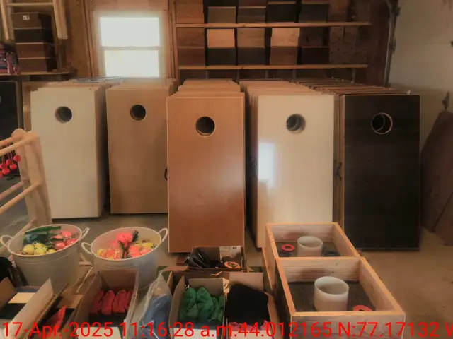 Cornhole boards, Ladder ball and Washer toss games. in Toys & Games in Belleville - Image 5