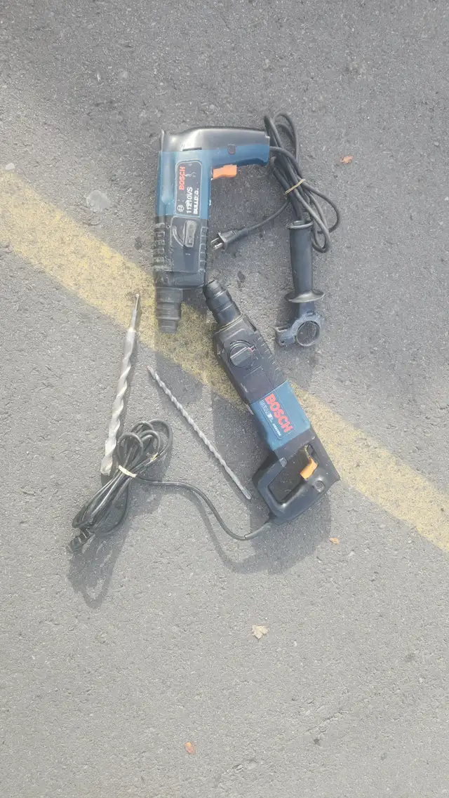 2 bosch bulldog hammer drills 185 both bits inc in Power Tools in Calgary - Image 2