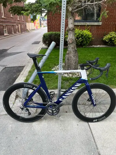 Canyon Aeroad CF SL 8 Disc — Size XL | Ultegra + Power Meter, View more
