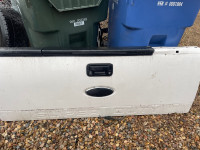 2009  ford f350 tailgate 