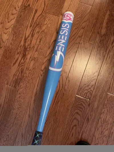 Louisville Genesis Bat (Practically New), View more