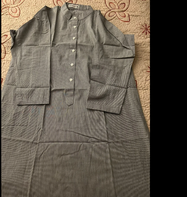 Striped Dress in Women's - Dresses & Skirts in Oakville / Halton Region - Image 2