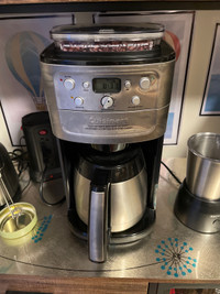 Cuisinart Coffee Maker with Grinder 