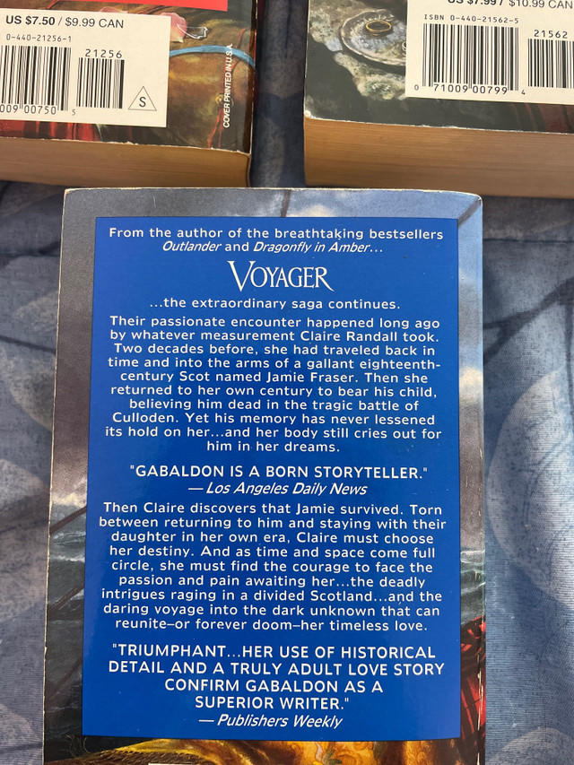 Outlander (tome 1 to 3) dans Ouvrages de fiction  à Ouest de l’Île - Image 4