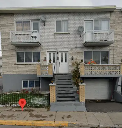 3 1/2 For Rent