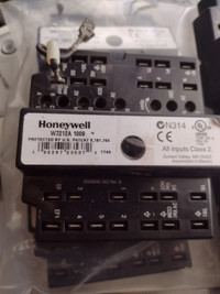 Honeywell W7212A1009 Economizer Logic Module 24VAC