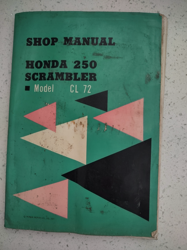 HONDA 250 SCRAMBLER CL72 MANUAL in Non-fiction in Oakville / Halton Region - Image 2