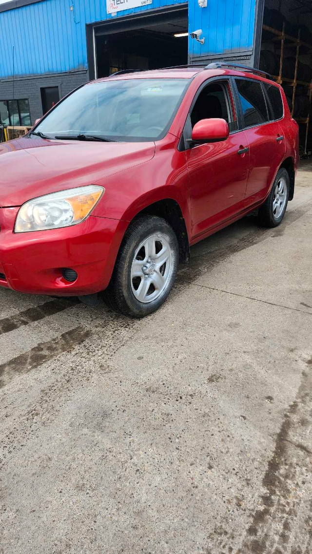 2008 toyota rav 4 in Cars & Trucks in Mississauga / Peel Region - Image 2
