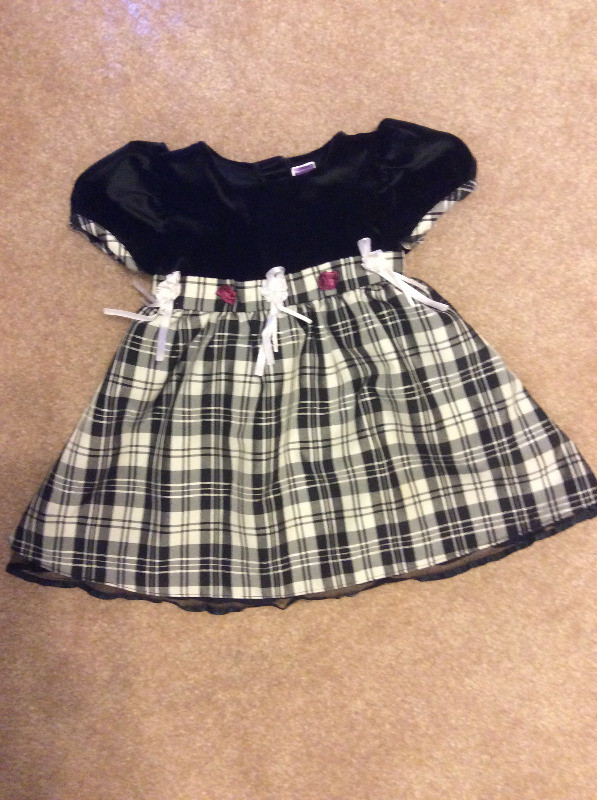 Baby Girl Dress, size 12-18 months in Clothing - 12-18 Months in Moncton