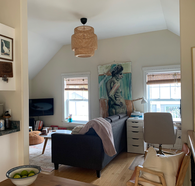 Bright, spacious, hardwood floors. 74 Patrick Sreet A clean one bedroom unit on second floor in a qu...