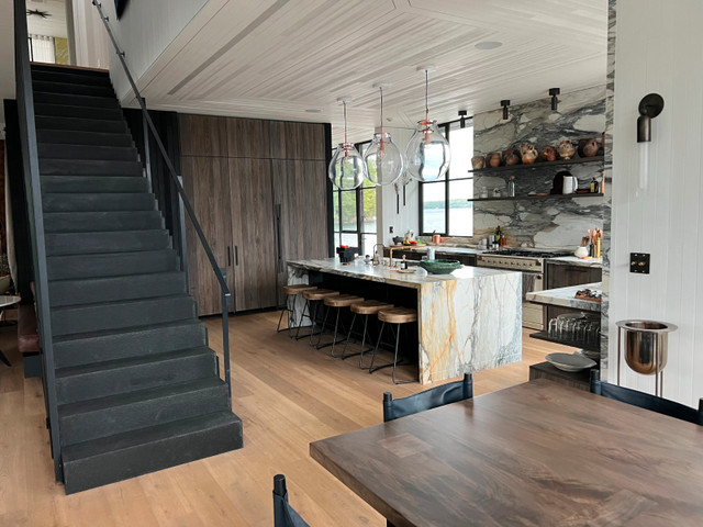 Dustless Sanding and Refinishing of Hardwood Floors - Red Deer in Flooring in Red Deer