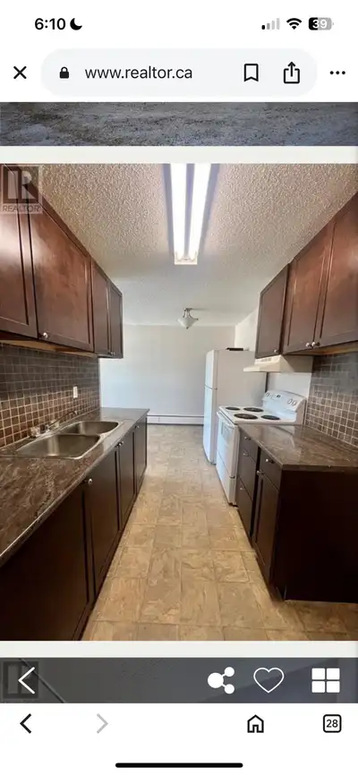 $585/m per room Please call/text for viewing 4036305831/Kim Thanks