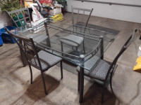 Gorgeous Dining Set With Glass Top Table