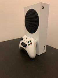 Xbox series S like new with box