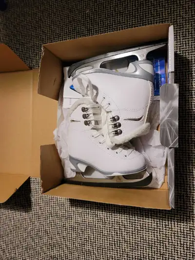 New Jackson skates for toddler girl, View more