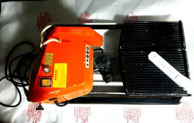 Wet Tile Saw w Stand & Pump, View more