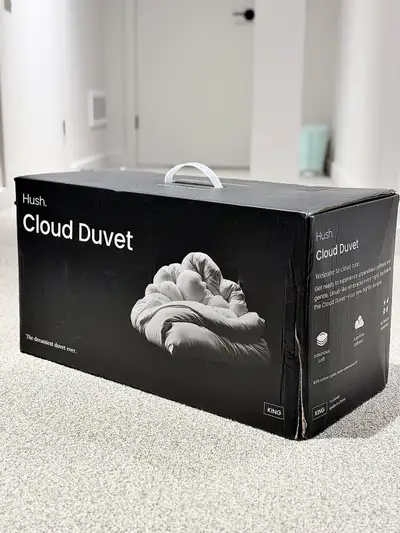 As shown in photos! Brand new in box, never used or opened before, still sealed. Pick up in Ottawa (...