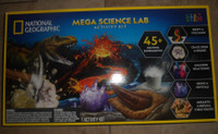 NEW - NATIONAL GEOGRAPHIC MEGA SCIENCE LAB ACTIVITY KIT 45+ PCS