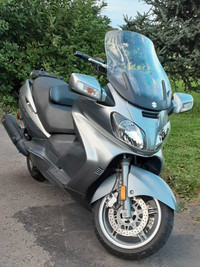 2006 Suzuki Burgman motorcycle 