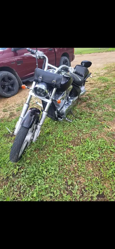 2010 Honda VT 1300 CS Sabre · Driven 29,000 kilometers 2010 Honda VT1300 CS Sabre. RARE American bik...
