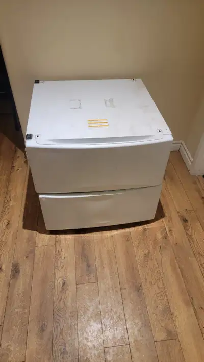 27" sq washer and dryer drawer bases white, View more