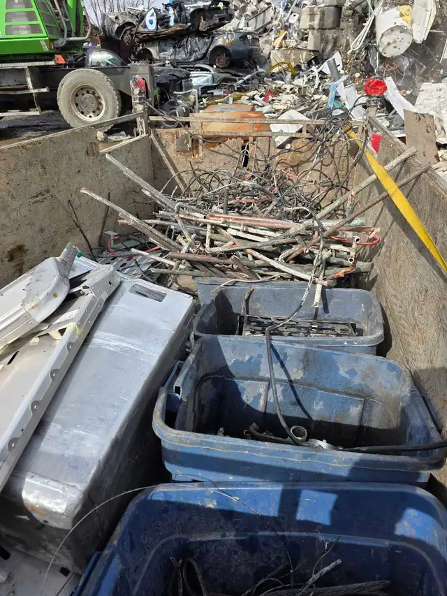 free scrap metal pick up | Free Stuff | City of Montréal | Free local ...